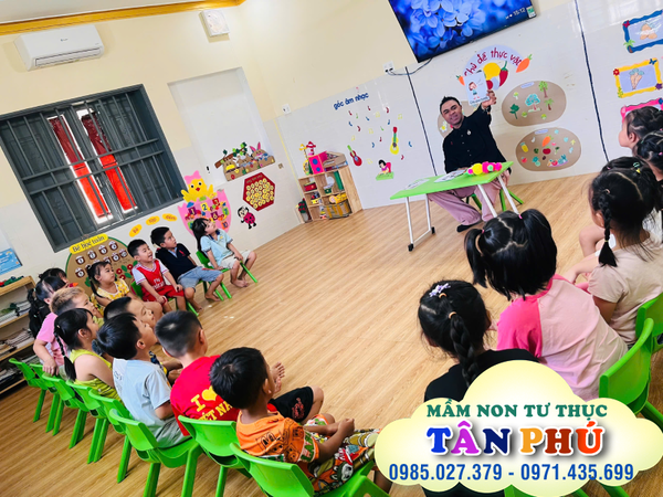 Buổi học của bé